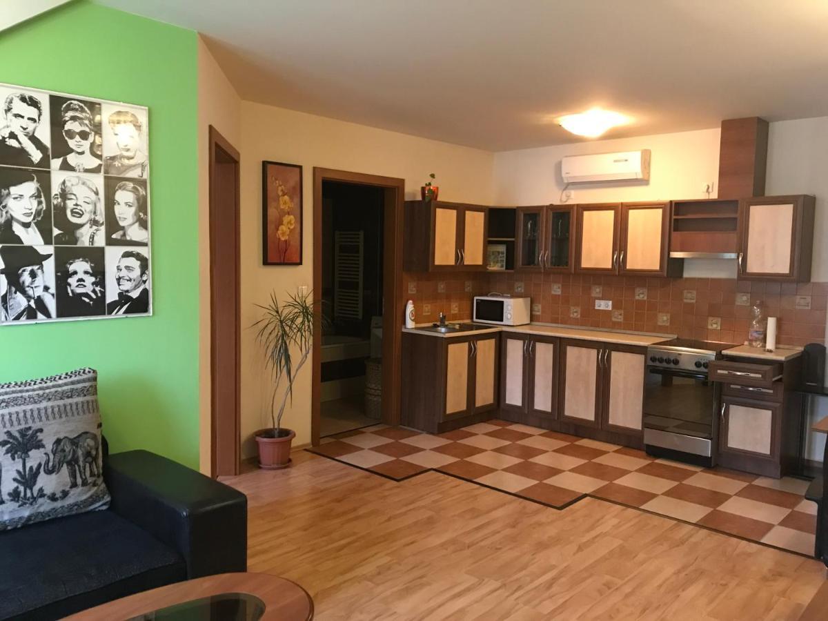 Arnyas Residence Apartman Pětikostelí Exteriér fotografie